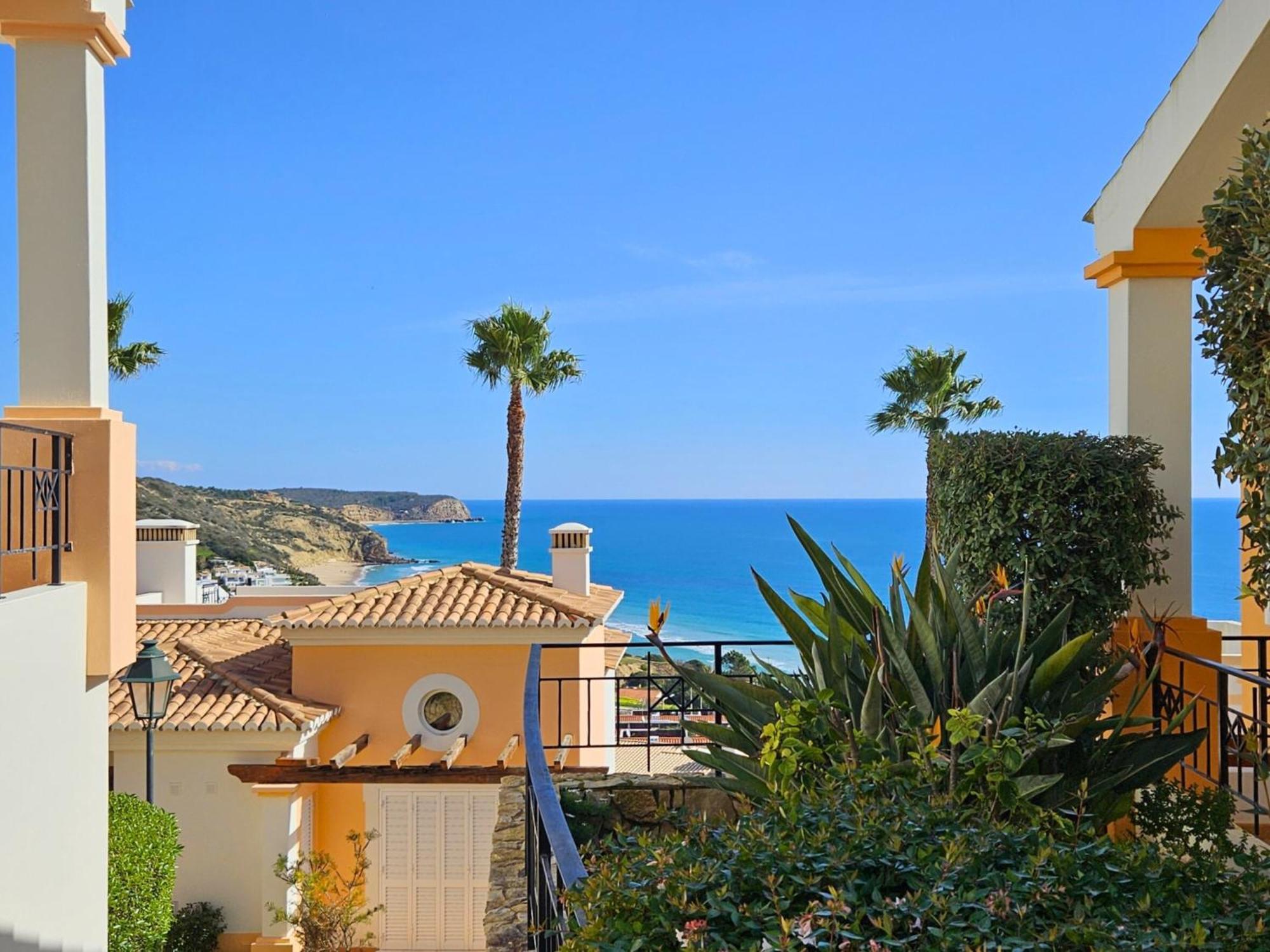 The View - Santo Antonio Villas, Golf & Spa Salema Luaran gambar